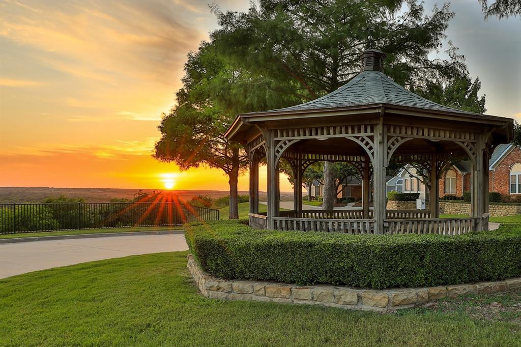 Villas on the Bluff - Residential