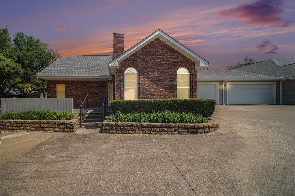 Villas on the Bluff - Residential