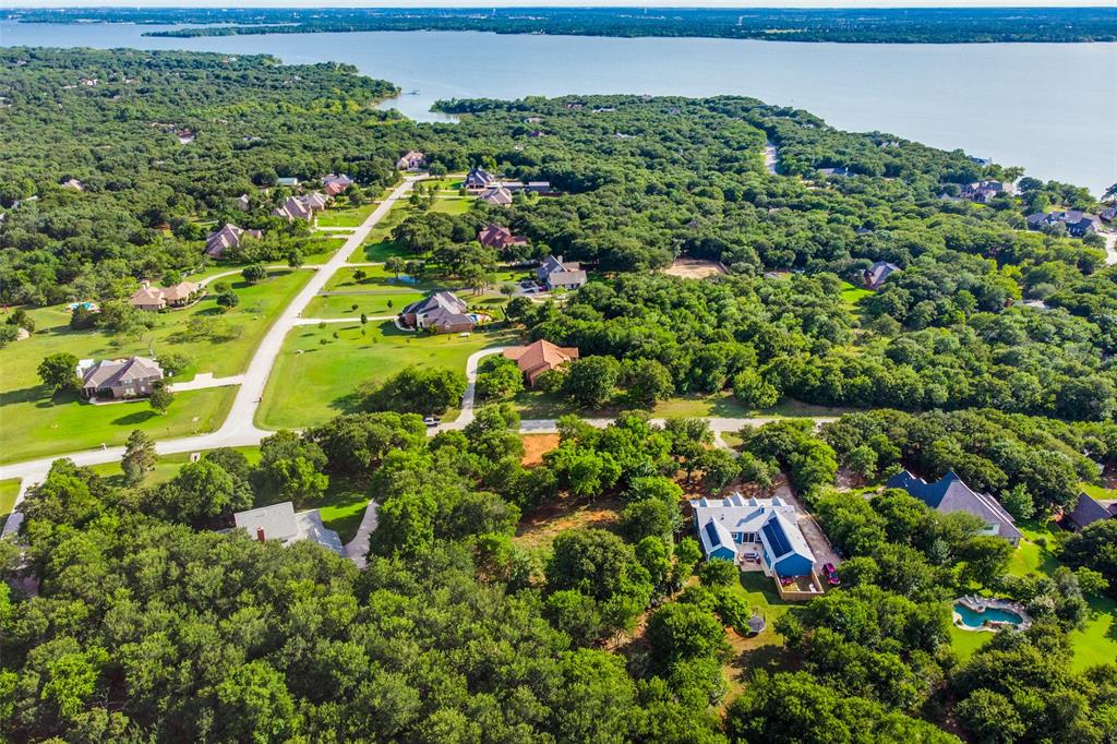 Emerald Sound At Lake Lewisvil - Land