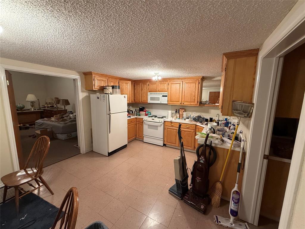 J P Simpson Surv Abst # 1018 - Commercial Sale