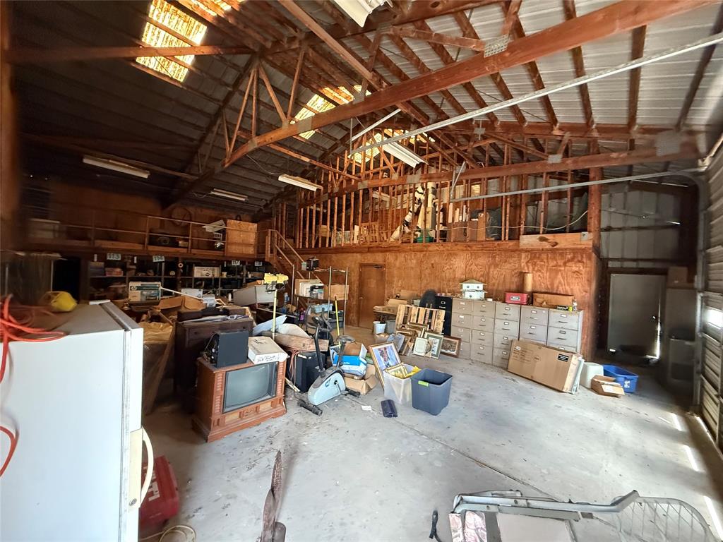 J P Simpson Surv Abst # 1018 - Commercial Sale