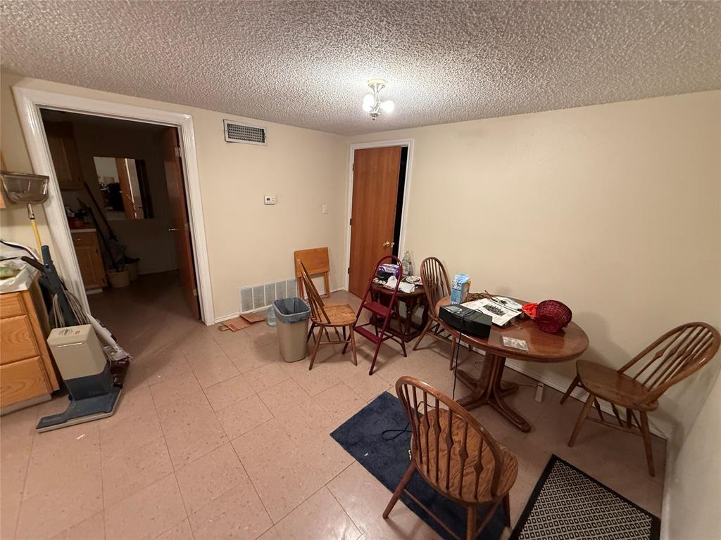 J P Simpson Surv Abst # 1018 - Commercial Sale