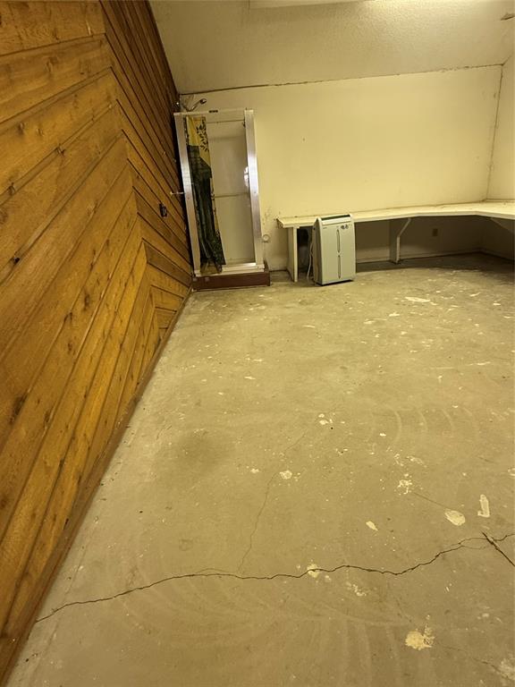 J P Simpson Surv Abst # 1018 - Commercial Sale