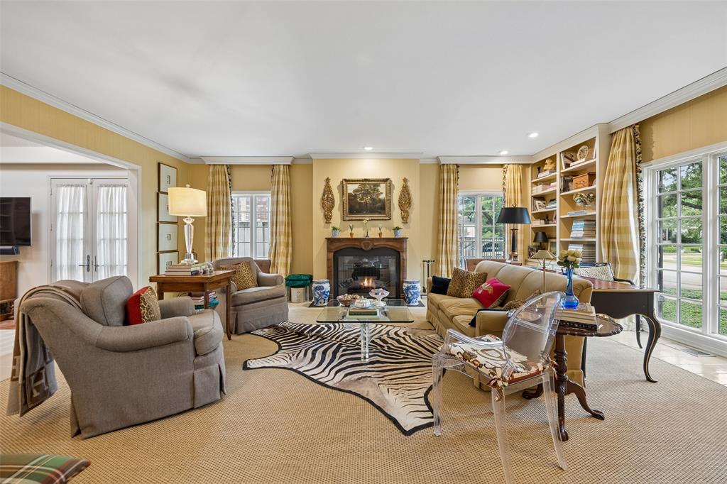 Stratford Manor - Residential