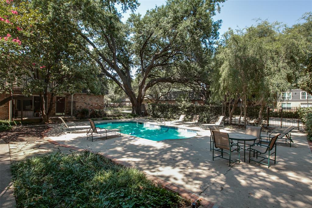 Greenbrier Place Condos - Residential