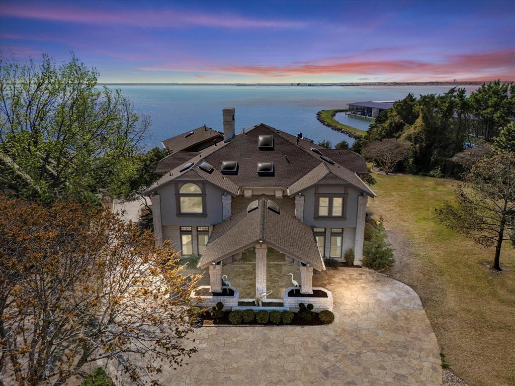 Windward Slope - Residential