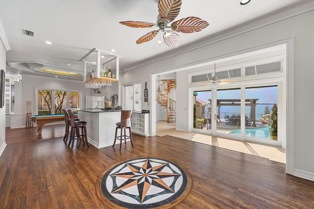 Windward Slope - Residential