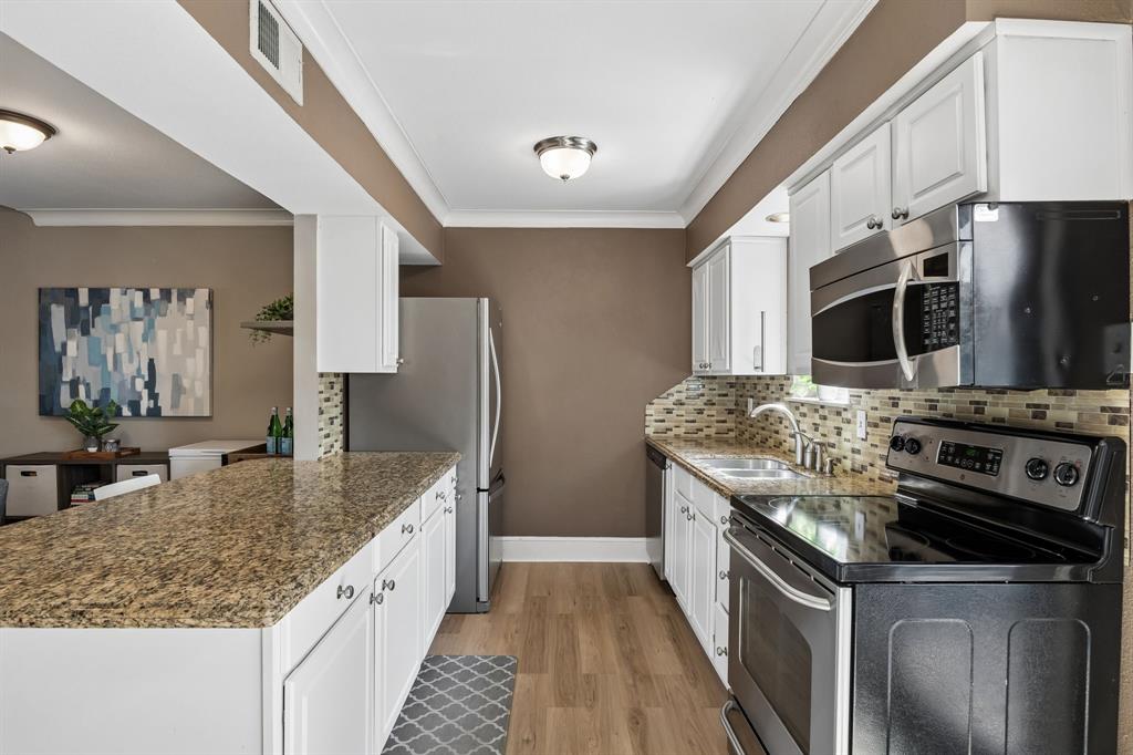 Paradiso Condominiums Ph 2 - Residential