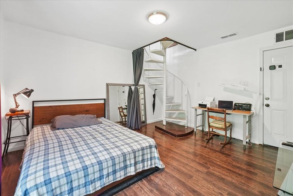 Dutch Creek Condos - Residential