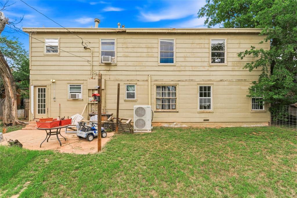 Elmwood West - Residential