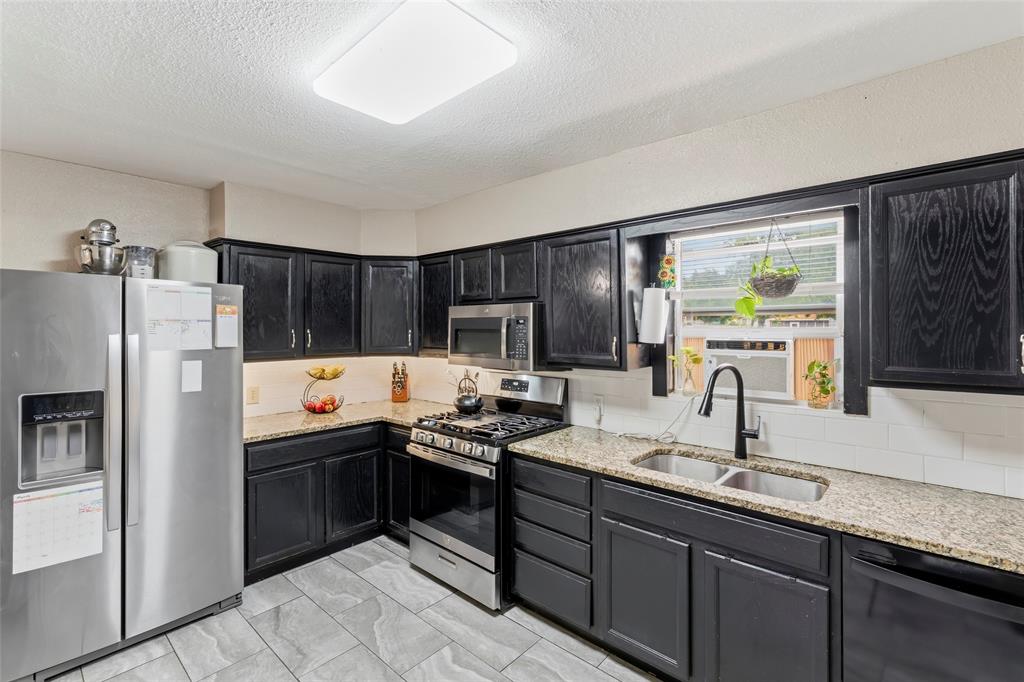 Elmwood West - Residential