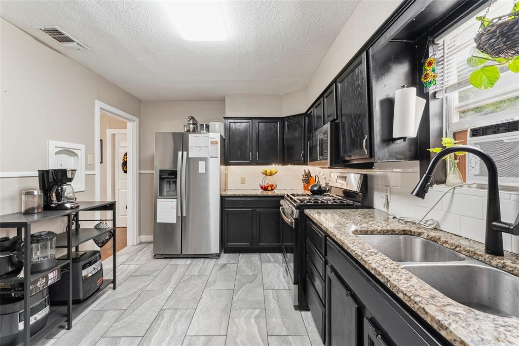 Elmwood West - Residential