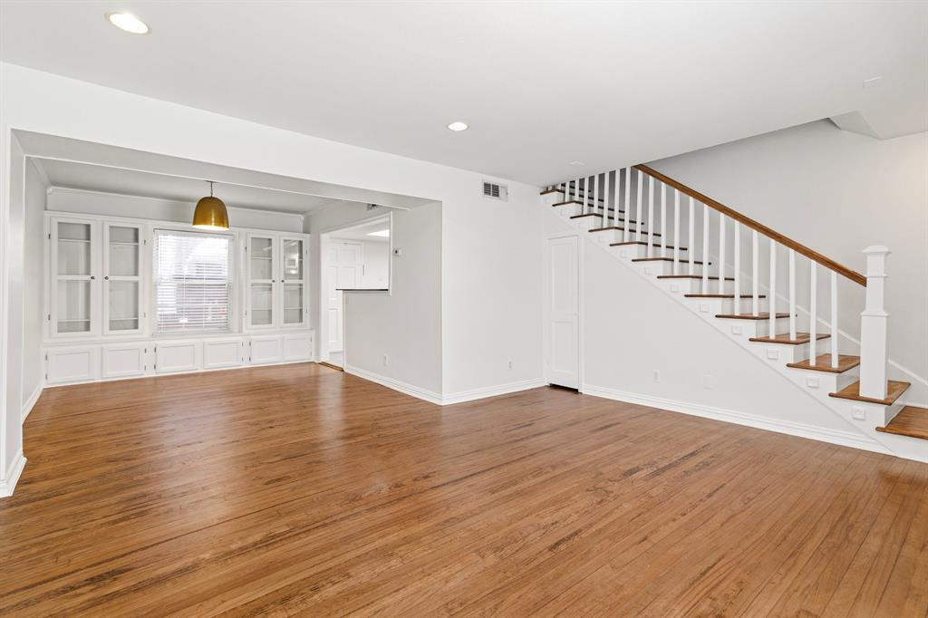 Bordeaux Village Condominum - Residential