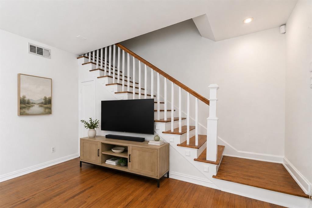 Bordeaux Village Condominum - Residential