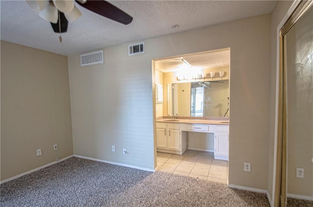 Richland Trace Condos - Residential