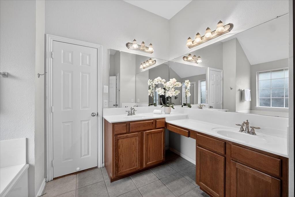 PANTHER CREEK ESTATES - Residential