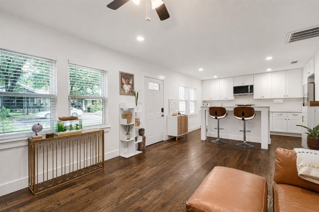 Oak Cliff Annex - Residential