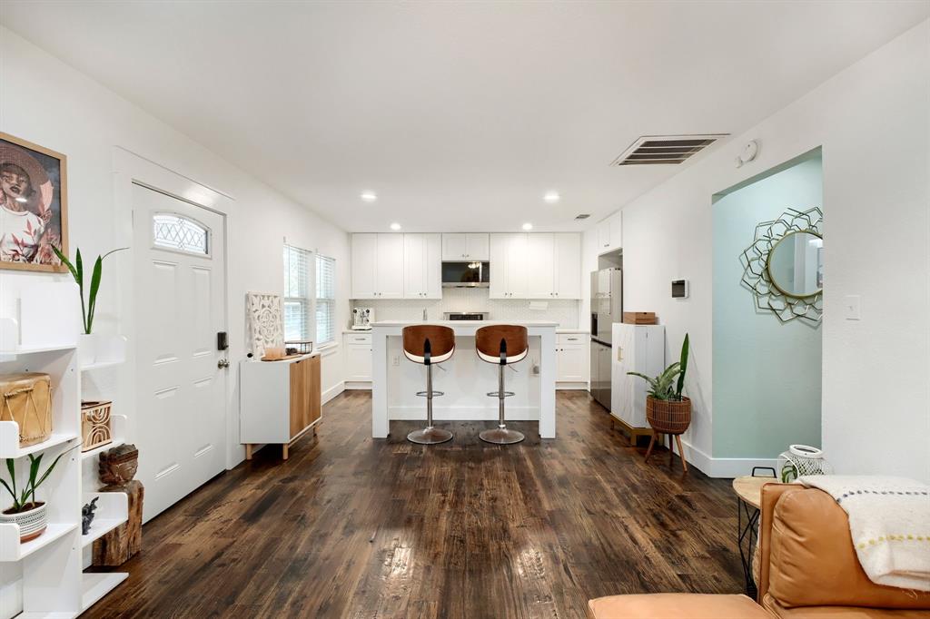 Oak Cliff Annex - Residential