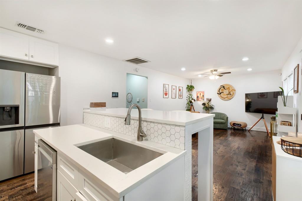 Oak Cliff Annex - Residential