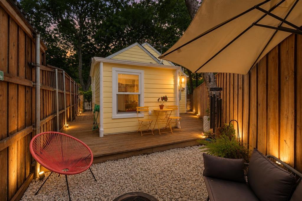 Oak Cliff Annex - Residential