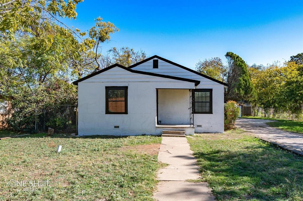 PROPERTY IS OCCUPIED BY TENANTS. MUST HAVE 24 HOUR NOTICE TO SHOW. NO EXCEPTIONS! There are two units on this property. The front unit is a 3 bed, 2 bath and the back unit is an efficiency unit.  The front unit is leased at $1400 per month. The tenant is on a month to month lease.  The back unit leases for $750 per month. This tenant's lease expires January 31, 2026. Property is professionally managed by Absolute Real Estate Management. Historical data is available upon request.