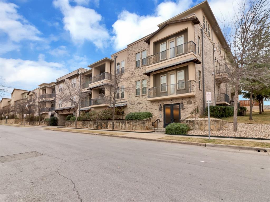 Sandage Condo - Residential