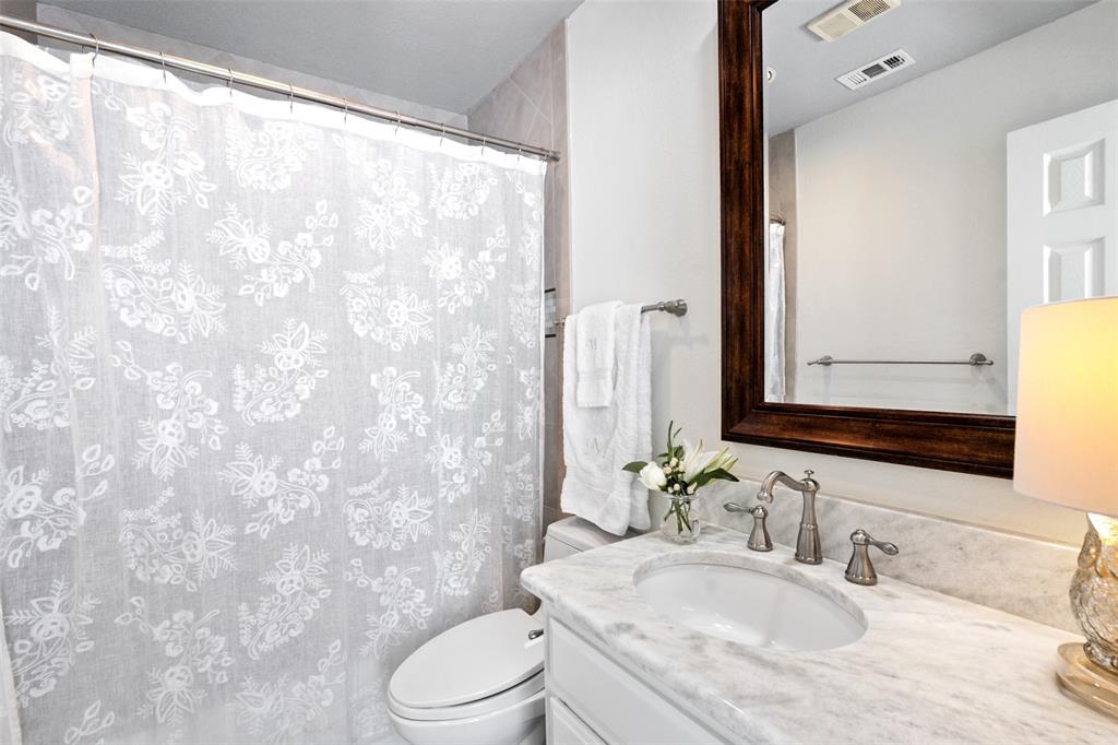4222 Bowser - Residential