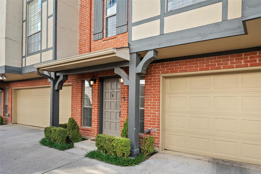 4222 Bowser - Residential