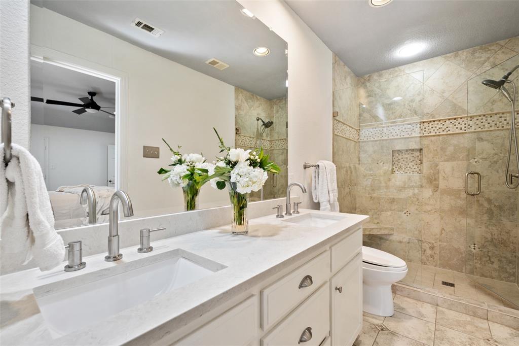 4222 Bowser - Residential