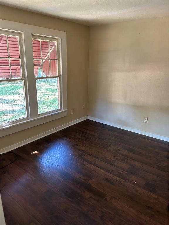 O T Ennis - Residential Lease