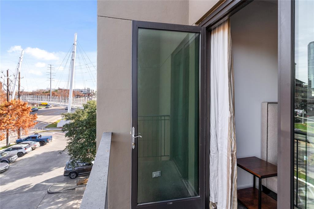 M Central Residences Condo - Residential Lease