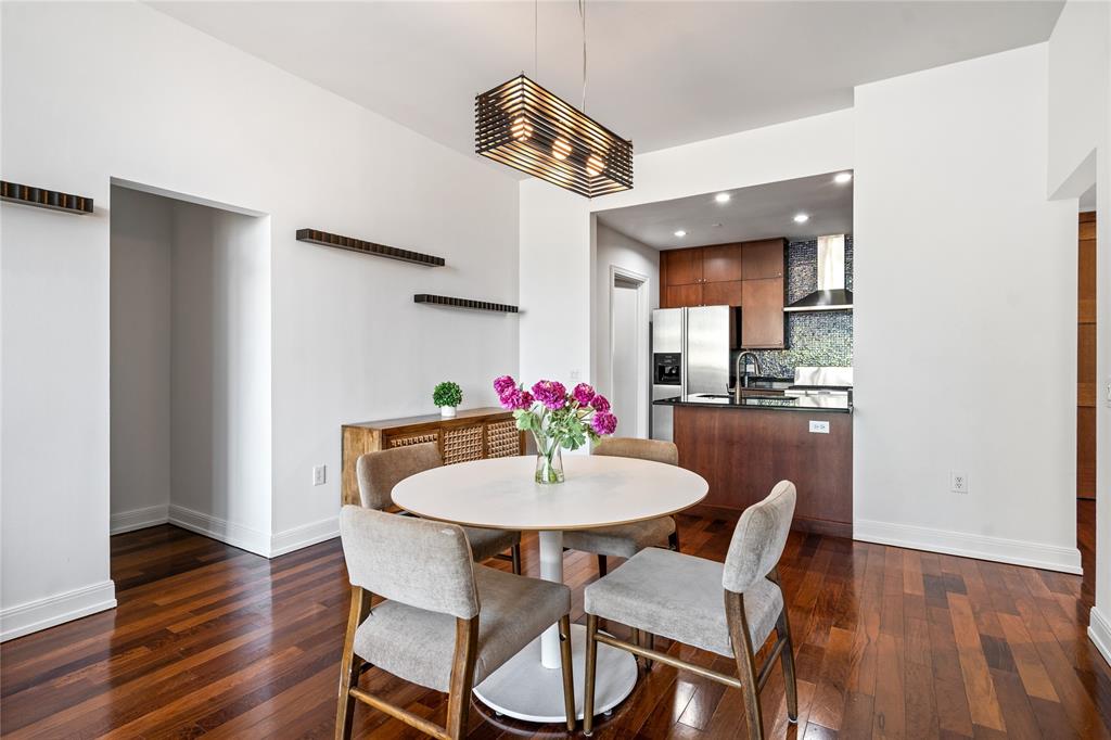 M Central Residences Condo - Residential Lease