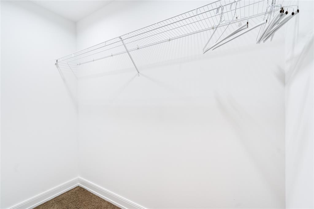 M Central Residences Condo - Residential Lease