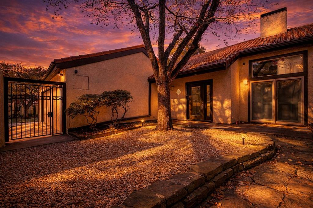 Oak Tree Village - Residential