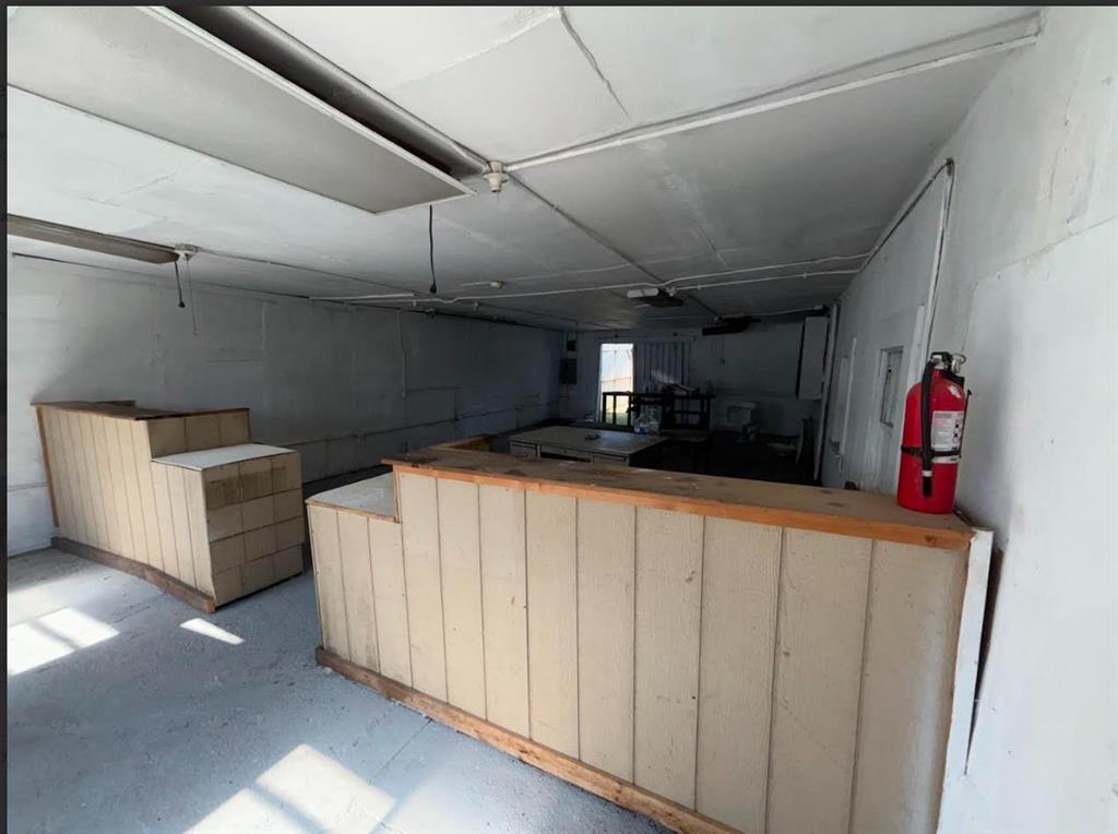 Silver Lake Add - Commercial Sale