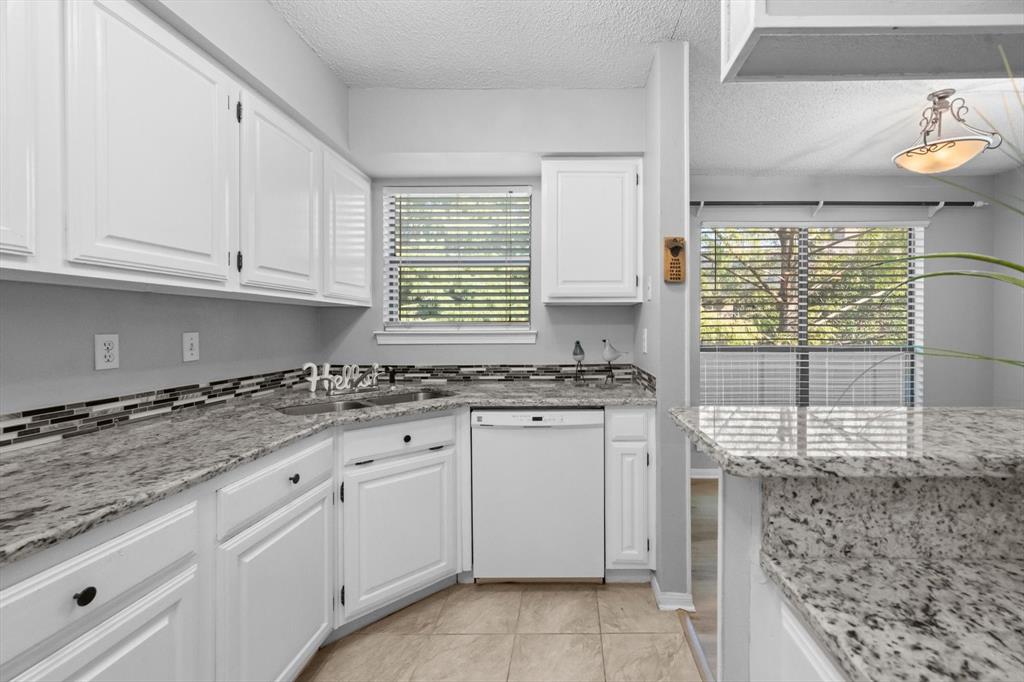 Cloisters Condo The - Residential