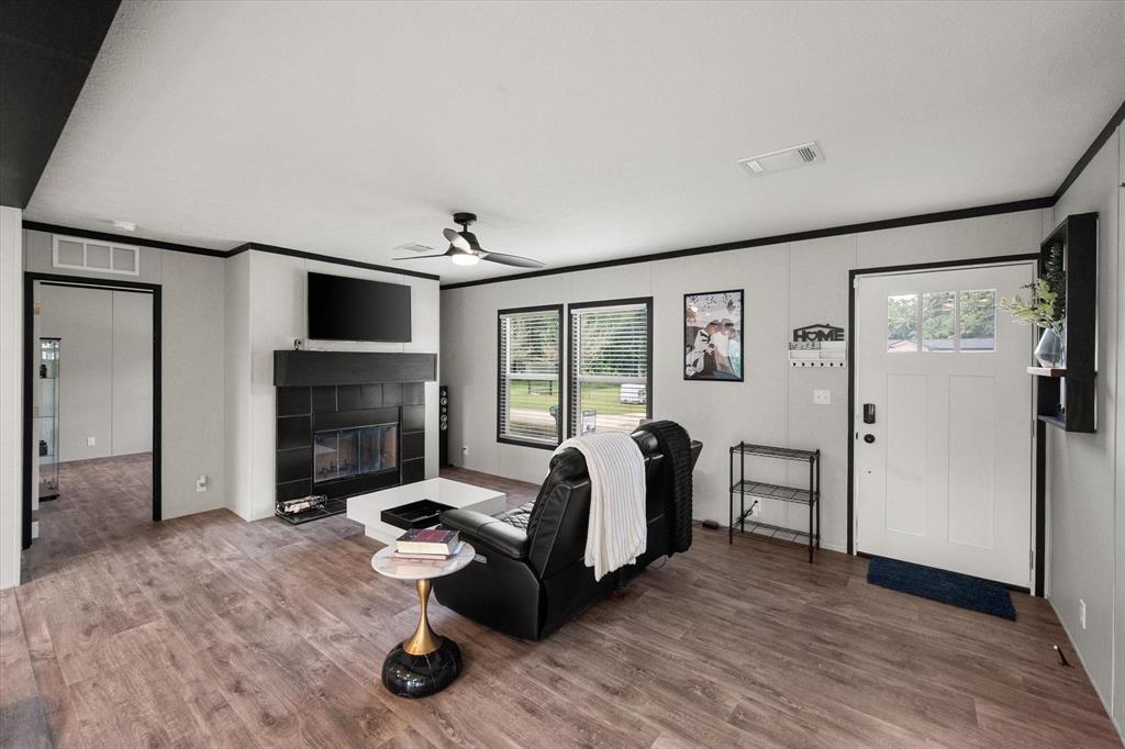 Peyton Place - Residential