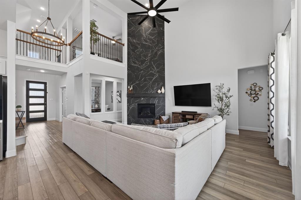 MEADOW RUN PHASE 2 (CML) - Residential