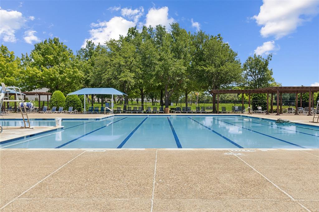 Falcon Creek - Residential