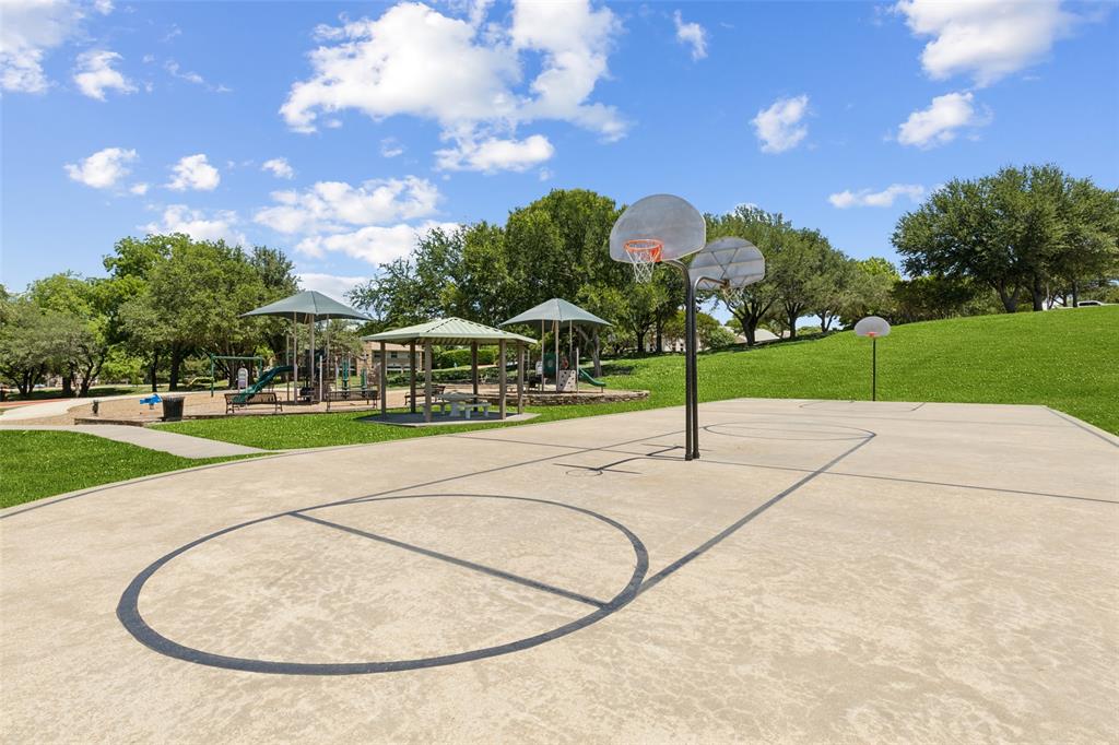 Falcon Creek - Residential