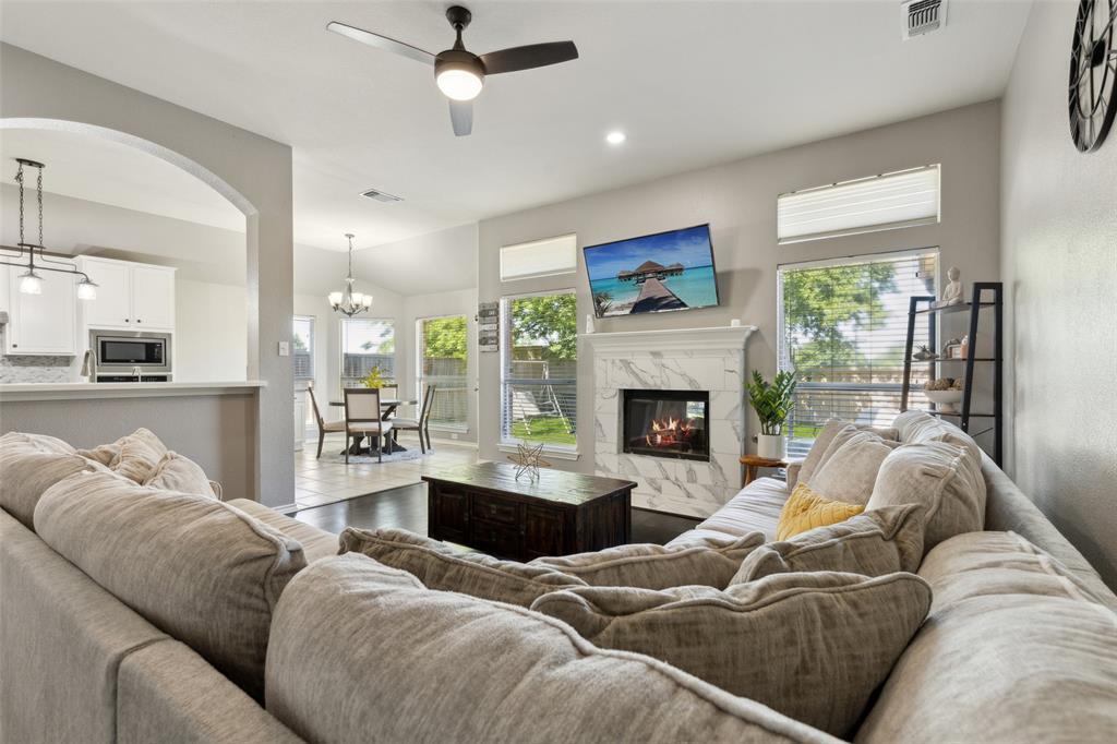 Falcon Creek - Residential