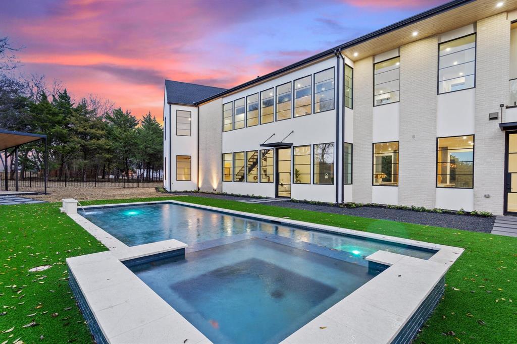 The Renaissance - Residential