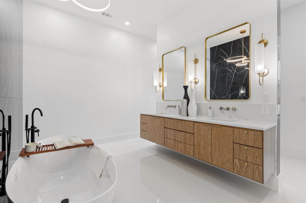 The Renaissance - Residential