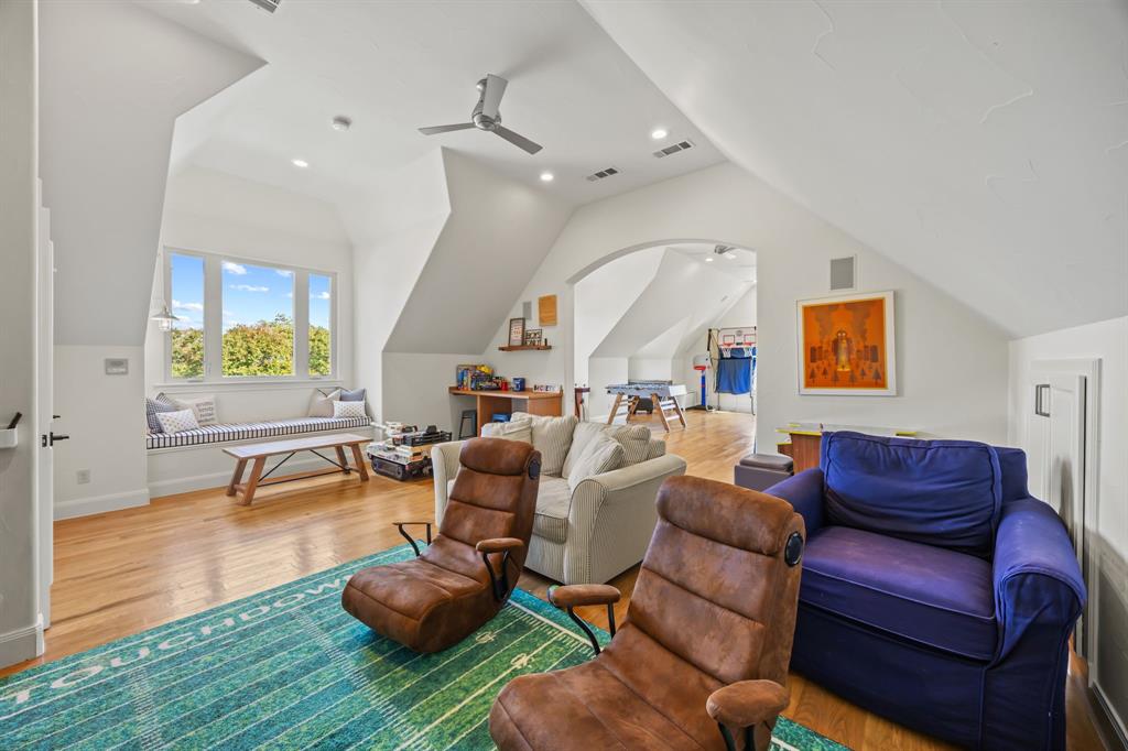 Loch Meadow Estates Add - Residential