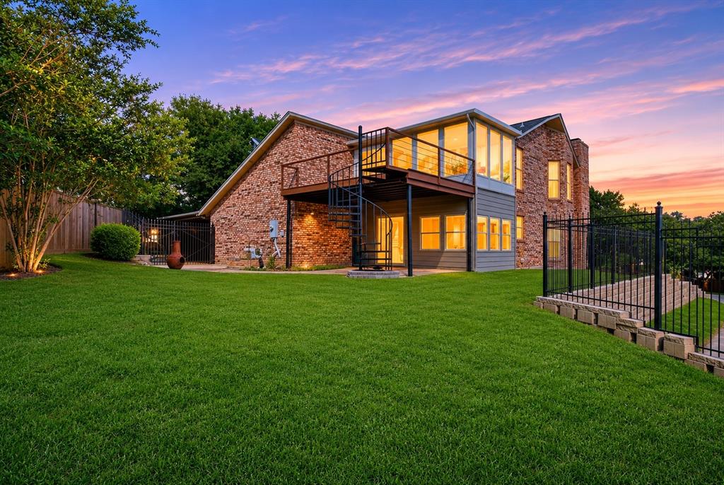 Lake Country Estates - Residential
