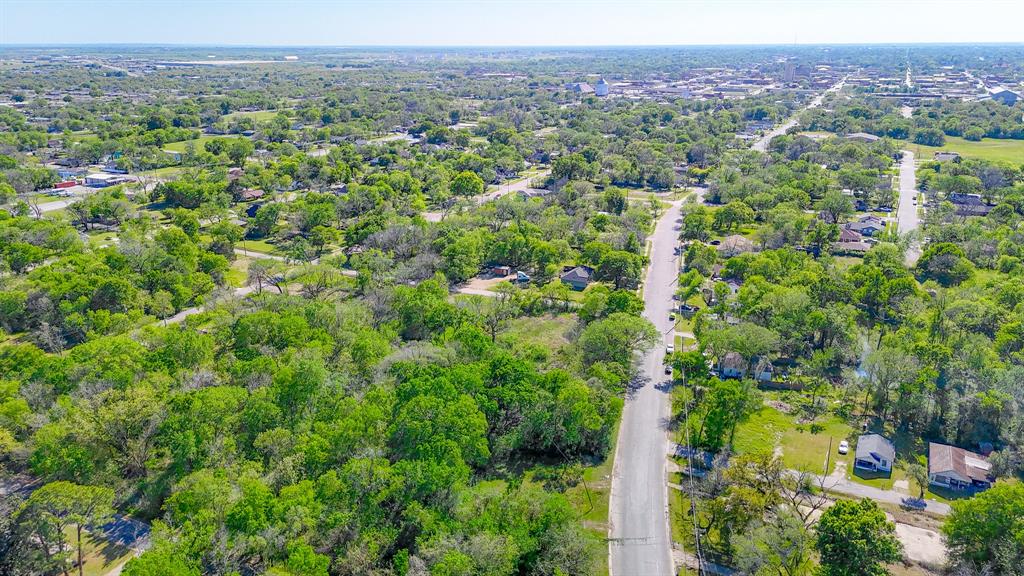 Corsicana - Land