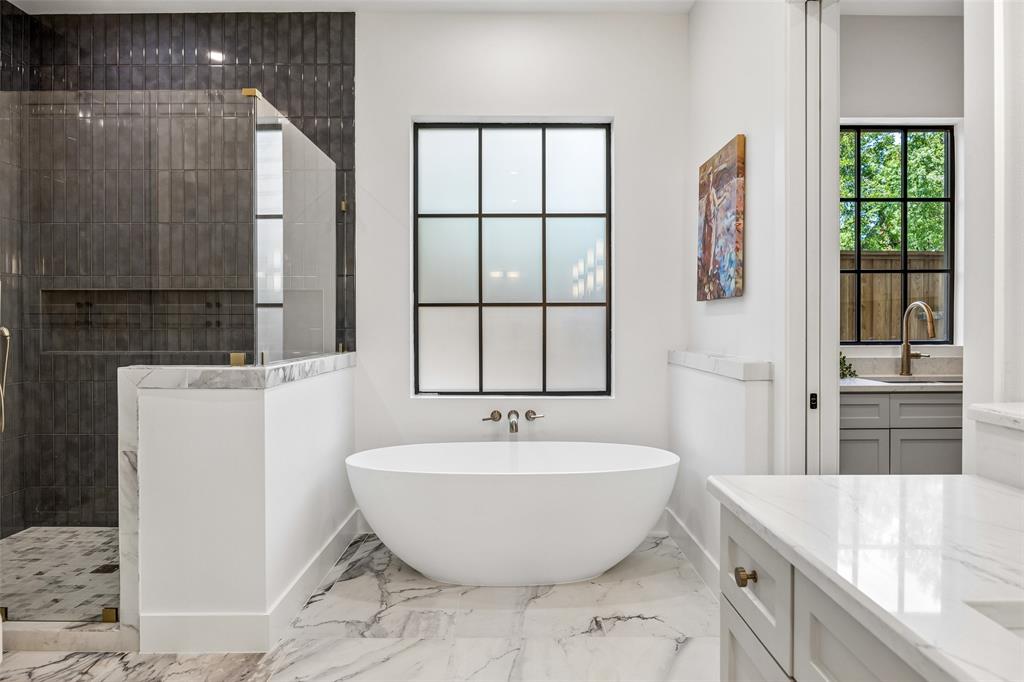 Casa Linda Estates - Residential