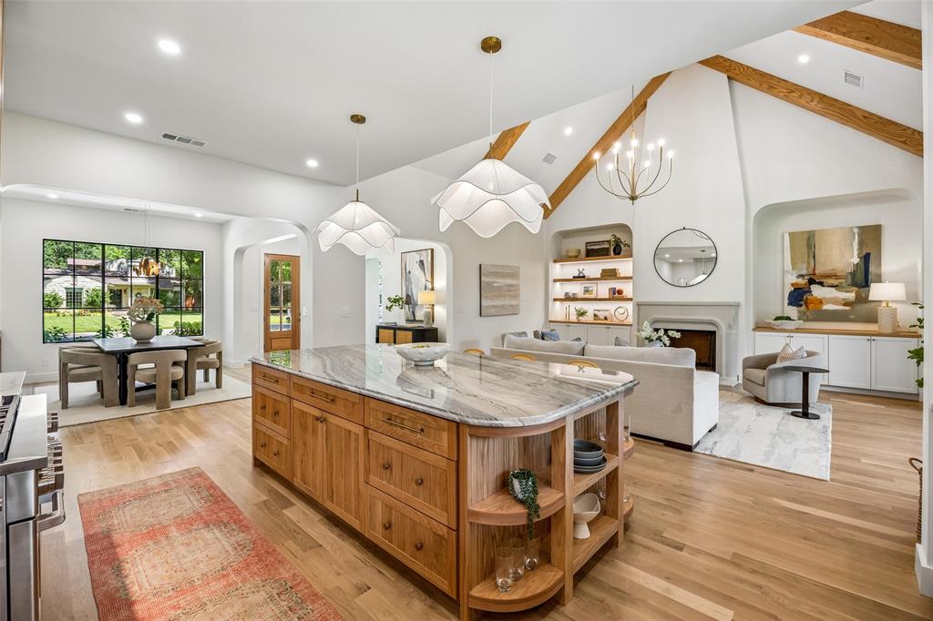 Casa Linda Estates - Residential