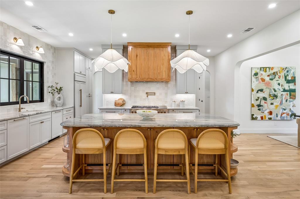 Casa Linda Estates - Residential