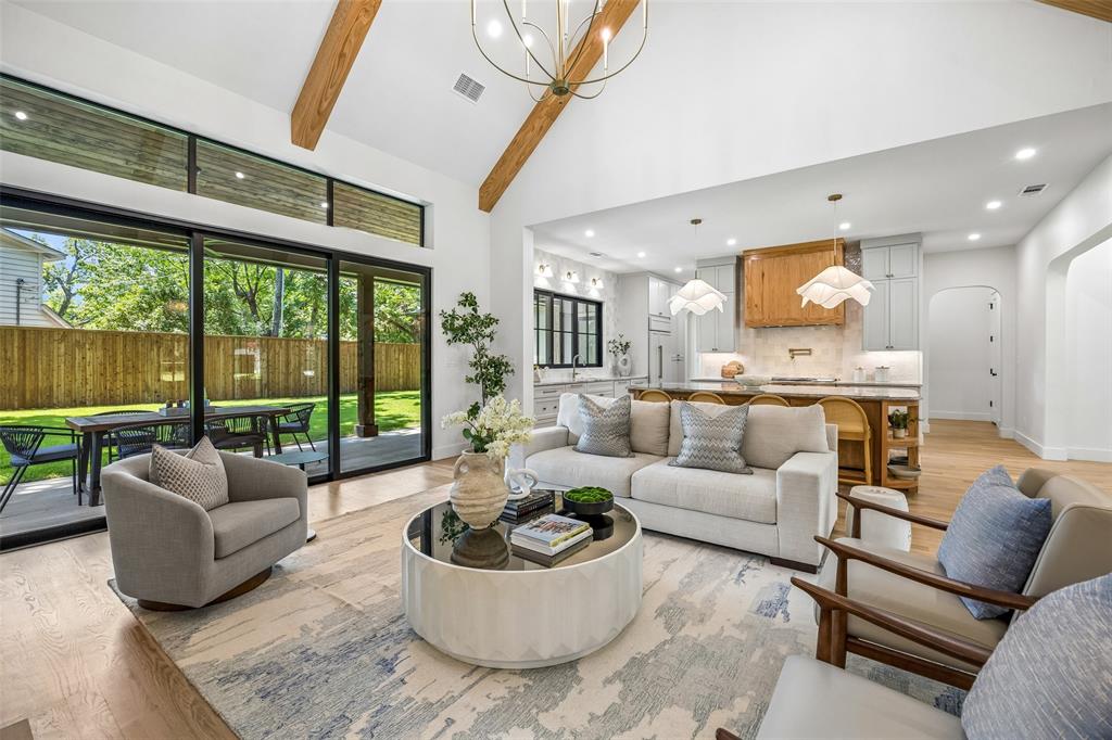 Casa Linda Estates - Residential
